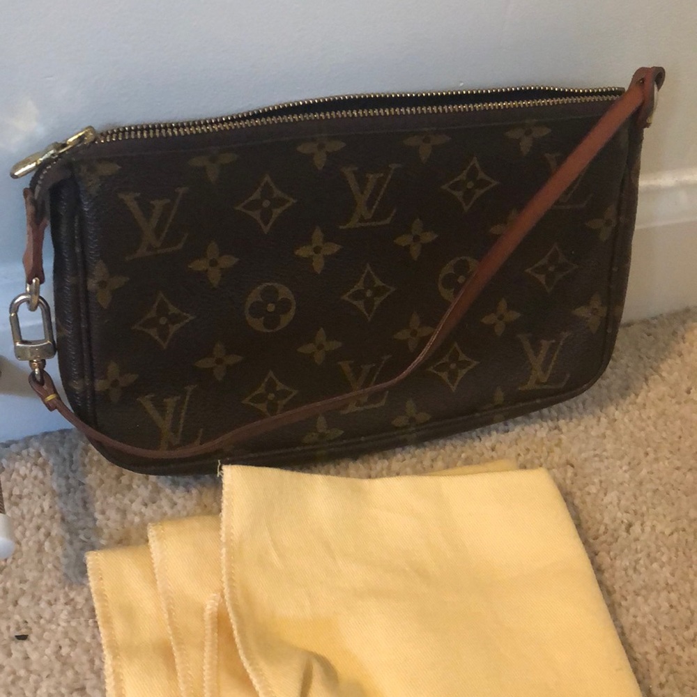 Louis Vuitton Handbag